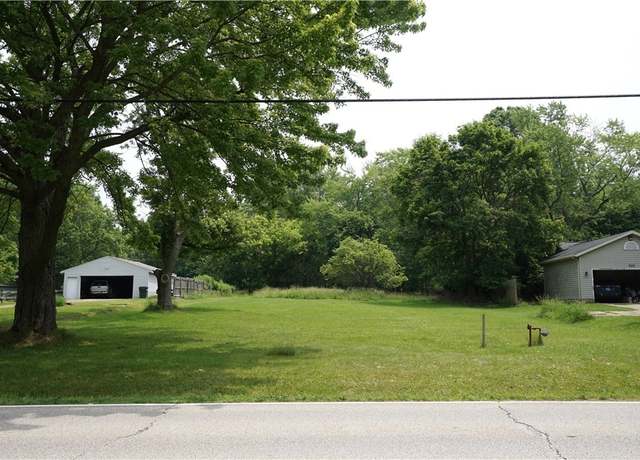 Property at 523 S Munroe Rd, Tallmadge, OH 44278