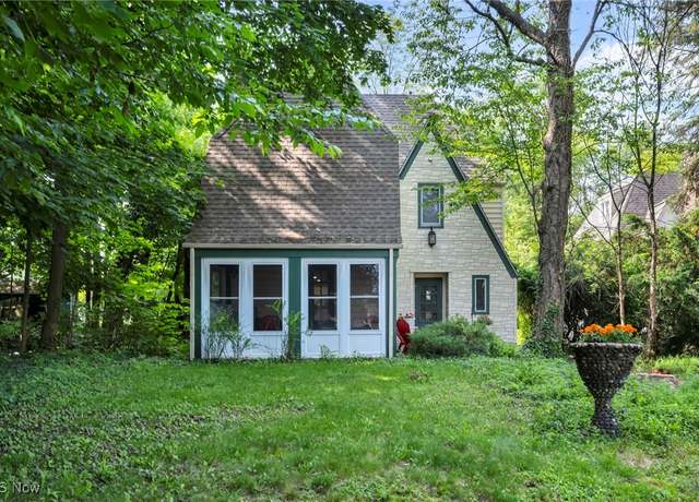 Property at 3396 Mayfield Rd, Cleveland Heights, OH 44118, 4 beds, 3 baths