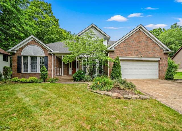 Property at 2885 Valley Rd, Cuyahoga Falls, OH 44223, 4 beds, 2.5 baths