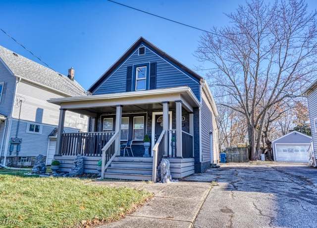 Property at 2613 Oakdale Ave, Lorain, OH 44055, 3 beds, 2 baths