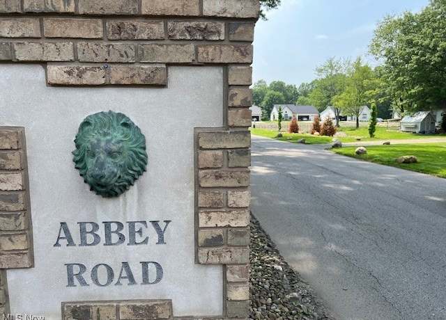 Property at 6850 Abbey Rd, Canfield, OH 44406