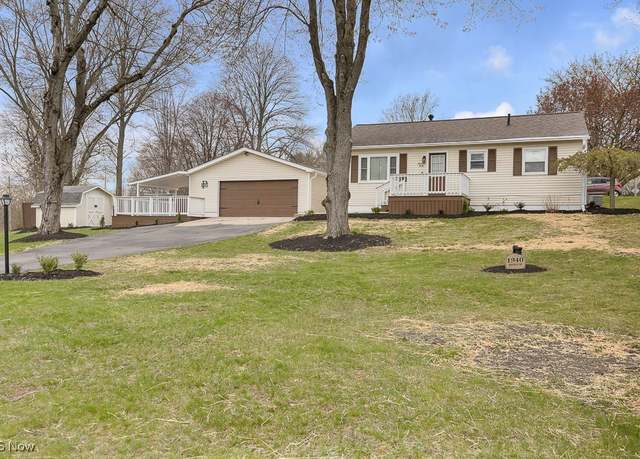 Property at 1940 Pickle Rd, Akron, OH 44312, 3 beds, 1 bath