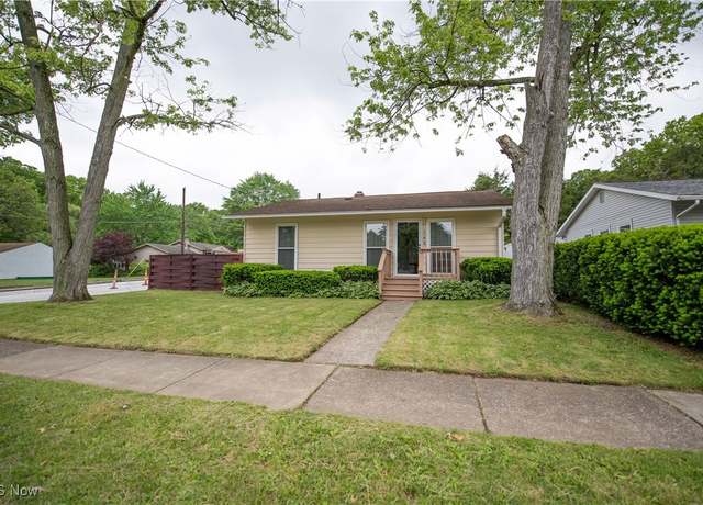 Property at 142 Marion Ave, Mogadore, OH 44260, 3 beds, 1 bath
