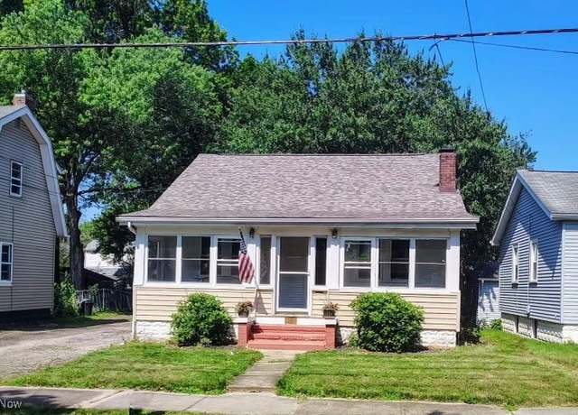 Property at 1228 Beardsley St, Akron, OH 44301, 4 beds, 3 baths