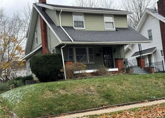 Property at 615 Noah Ave, Akron, OH 44320, 3 beds, 1.5 baths