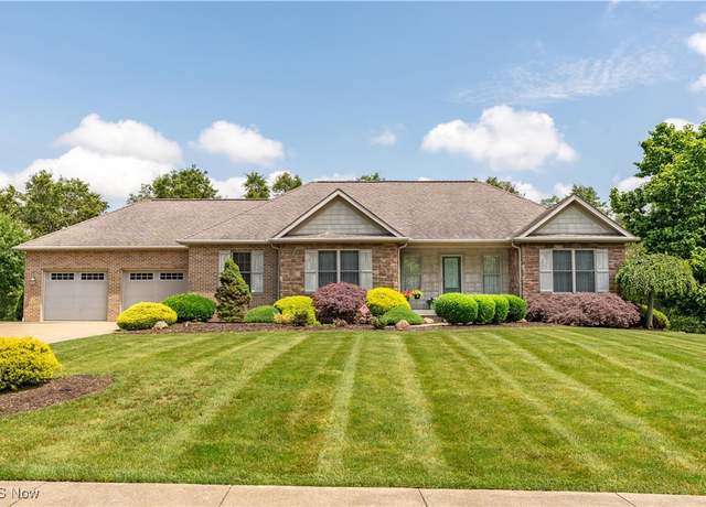 Property at 8028 Clifton Court Cir NW, Massillon, OH 44646, 3 beds, 3 baths