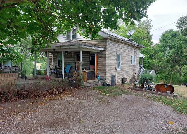 Property at 96 Lee St, Smithfield, OH 43948, 3 beds, 2 baths