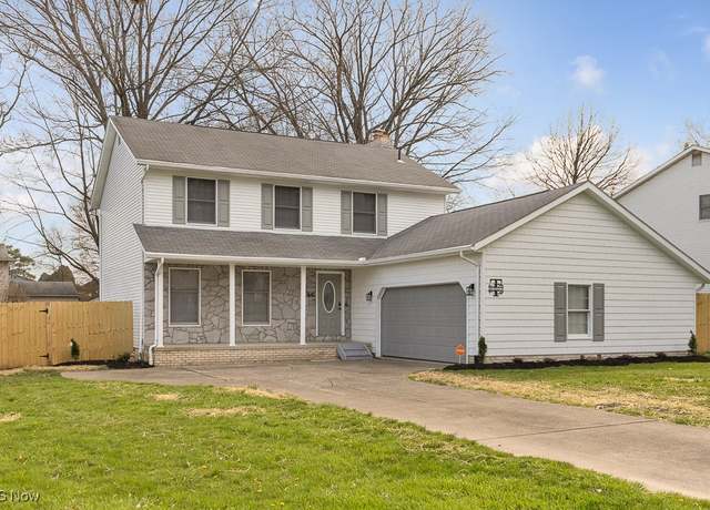 Property at 5048 Tralee Cir NW, North Canton, OH 44720, 4 beds, 2.5 baths