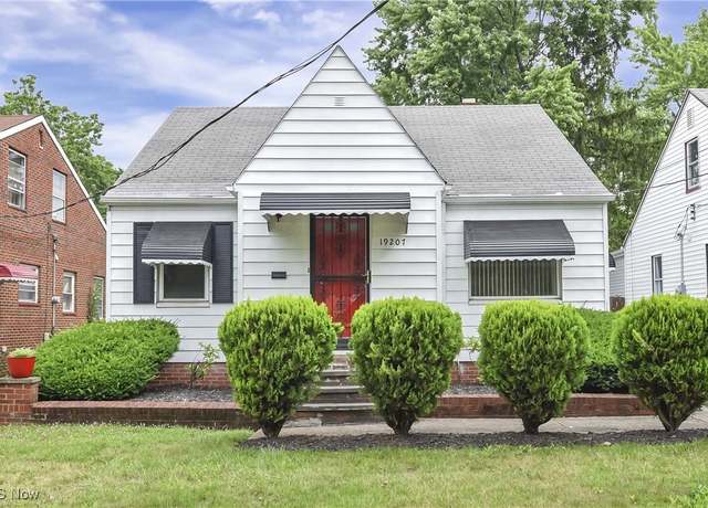 Property at 19207 Harvard Rd, Warrensville Heights, OH 44122, 3 beds, 2 baths