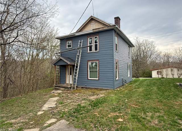 Property at 118 Conner Ave, Senecaville, OH 43780, 3 beds, 2 baths