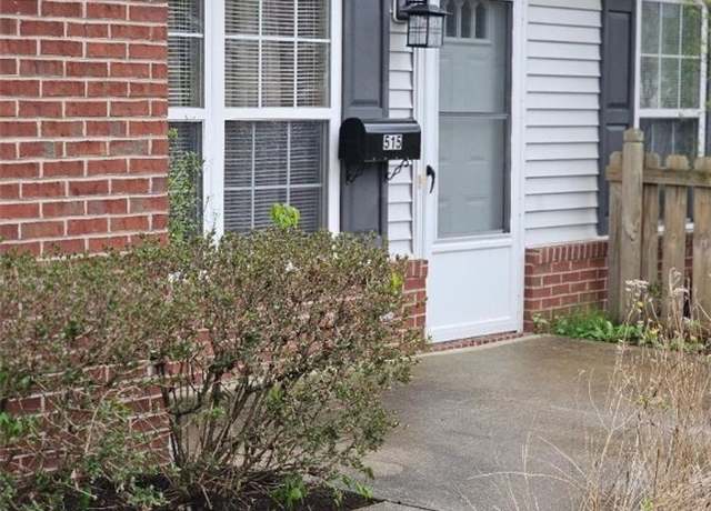 Property at 515 Heatherwoods Dr, Elyria, OH 44035, 2 beds, 2 baths