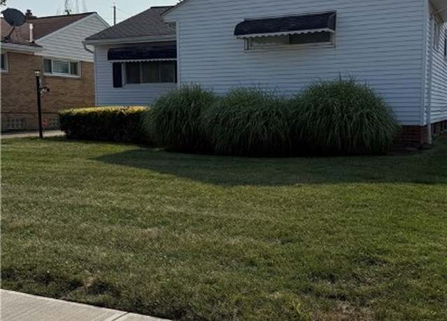 Property at 4234 E 187th St, Cleveland, OH 44122, 3 beds, 1.5 baths