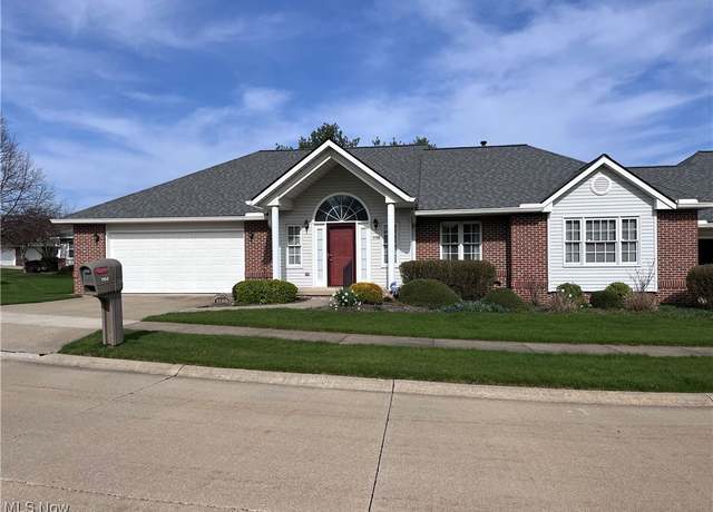 Property at 1150 Sterling Oaks Dr, Wadsworth, OH 44281, 2 beds, 2.5 baths