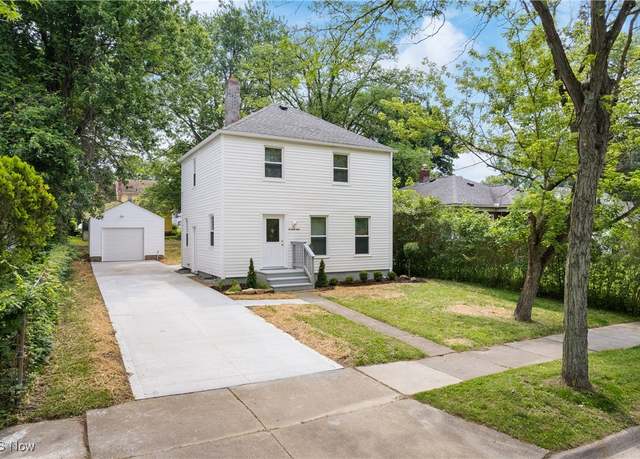 Property at 1039 Orlando Ave, Akron, OH 44320, 3 beds, 1 bath