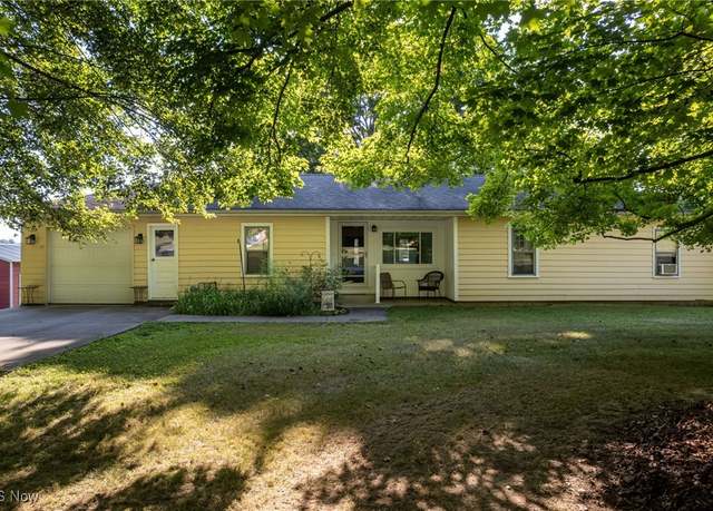 Property at 2045 S Medina Line Rd, Wadsworth, OH 44281, 3 beds, 1 bath