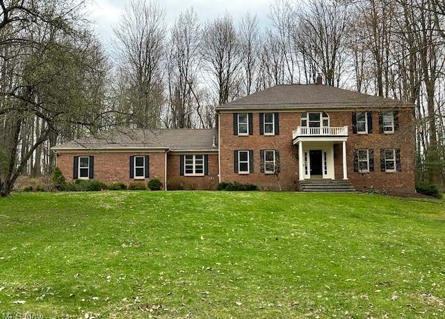 Property at 16685 Heatherwood Ln, Chagrin Falls, OH 44023, 4 beds, 2.5 baths