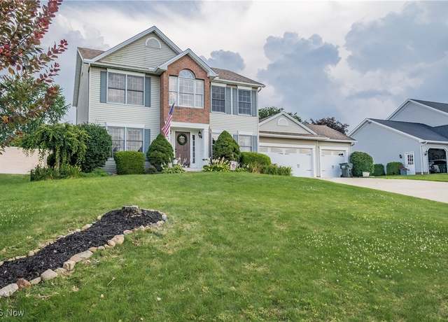 Property at 6704 Thicket St NW, Canton, OH 44708, 3 beds, 3 baths