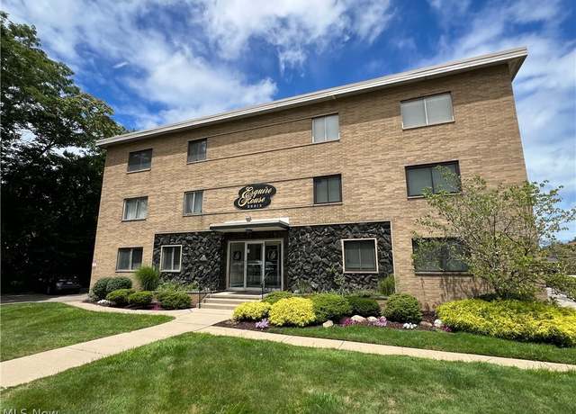 Property at 20312 Lorain Rd #204, Fairview Park, OH 44126, 1 bed, 1 bath