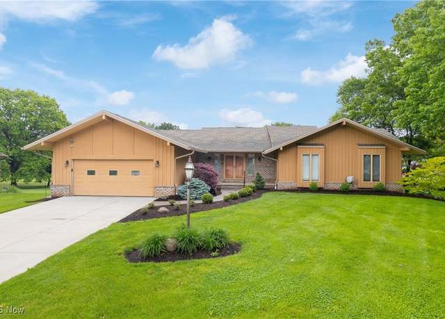 Property at 3751 Muirfield Dr, Uniontown, OH 44685, 3 beds, 4 baths