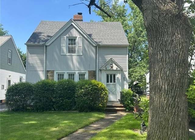 Property at 3793 Northwood Rd, University Heights, OH 44118, 2 beds, 1.5 baths