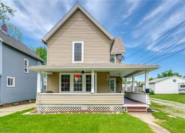 Property at 146 E Bergey St, Wadsworth, OH 44281, 2 beds, 2 baths
