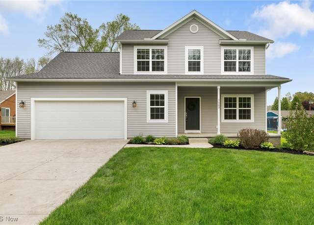Property at 7503 Marelis Ave NE, Canton, OH 44721, 3 beds, 2.5 baths