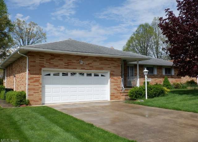 Property at 6220 Sequoia Dr, Parma, OH 44134, 3 beds, 1.5 baths