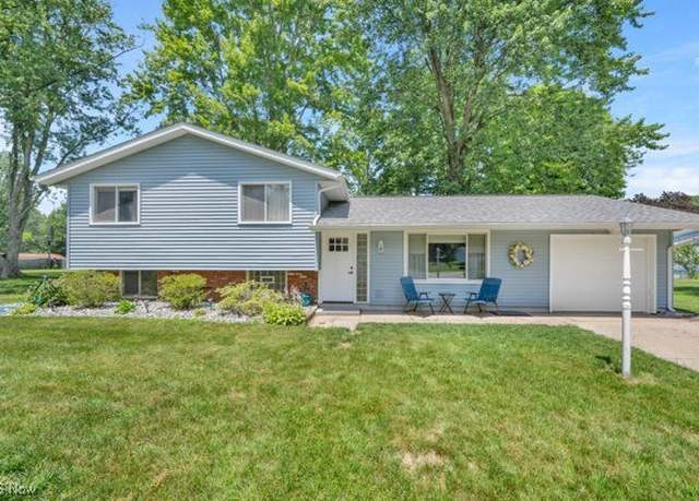 Property at 2220 Brighton Pl, Madison, OH 44057, 3 beds, 2 baths