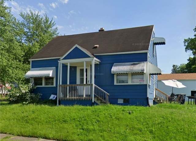 Property at 1074 Hartford Ave, Akron, OH 44320, 3 beds, 1 bath