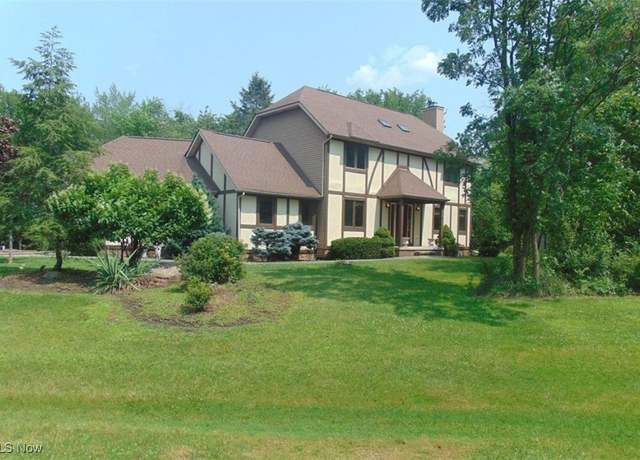 Property at 38555 Rogers Rd, Willoughby Hills, OH 44094, 4 beds, 3 baths