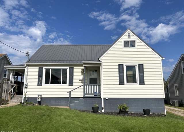 Property at 3825 Marlamont Way, Weirton, WV 26062, 3 beds, 1 bath