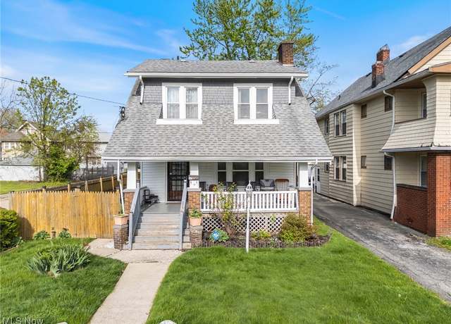 Property at 437 E 146th St, Cleveland, OH 44110, 3 beds, 2.5 baths