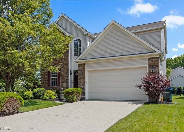Property at 9381 Wheaton Ct, Olmsted Twp, OH 44138, 3 beds, 2.5 baths