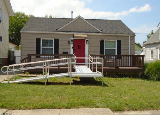 Property at 4476 W 51st St, Cleveland, OH 44144, 2 beds, 1 bath