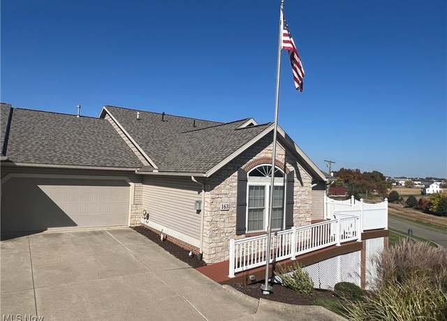 Property at 163 Heritage SE, Sugarcreek, OH 44681, 2 beds, 3 baths