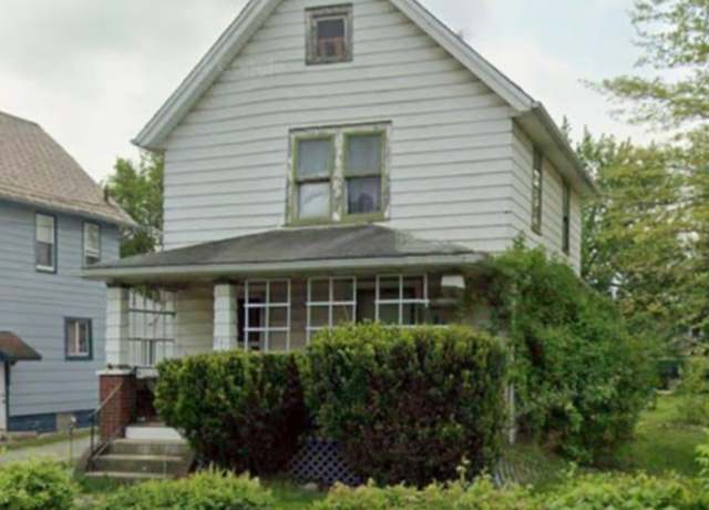 Property at 157 Roosevelt St NW, Warren, OH 44483, 3 beds, 1 bath