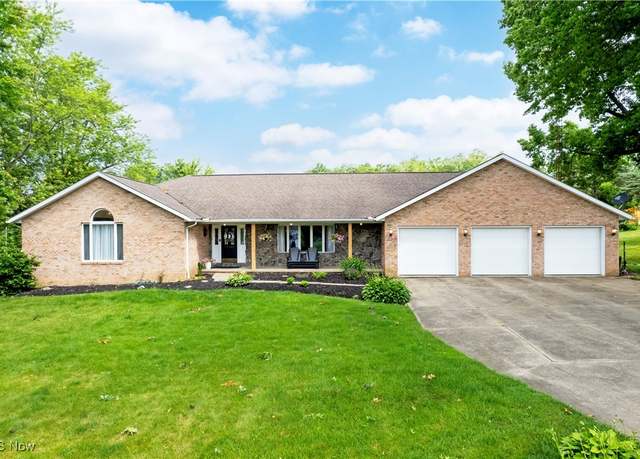 Property at 13946 Highview Dr, Dalton, OH 44618, 4 beds, 4 baths