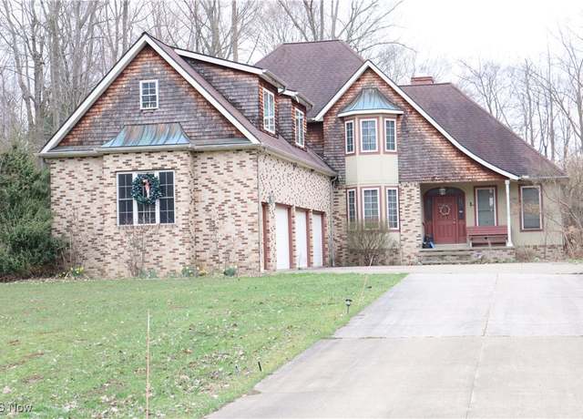Property at 7135 Mildon Dr, Leroy, OH 44077, 4 beds, 3.5 baths