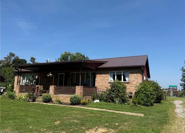 Property at 430 County Road 47, Toronto, OH 43964, 3 beds, 2.5 baths