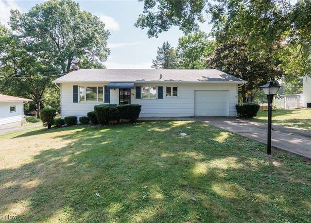 Property at 3611 Highspire Dr, Barberton, OH 44203, 2 beds, 1.5 baths