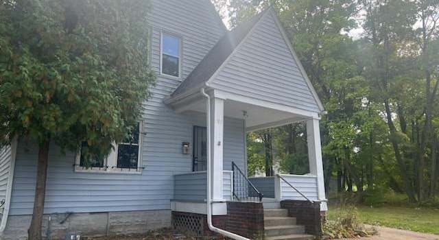 Photo of 91 E Warren Ave, Youngstown, OH 44507