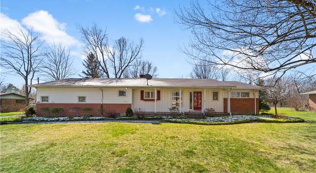 Photo of 35110 Dixon Rd, Willoughby Hills, OH 44094
