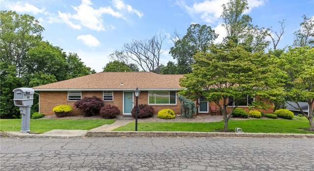 Photo of 270 Whitebell Cir, Wellsburg, WV 26070