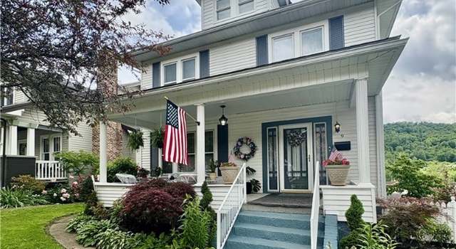 Photo of 9 Poplar St, Bridgeport, OH 43912