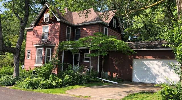 Photo of 305 Adolphus St, Chester, WV 26034