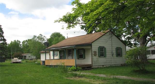 Photo of 6860 Linden Ave, Andover, OH 44003