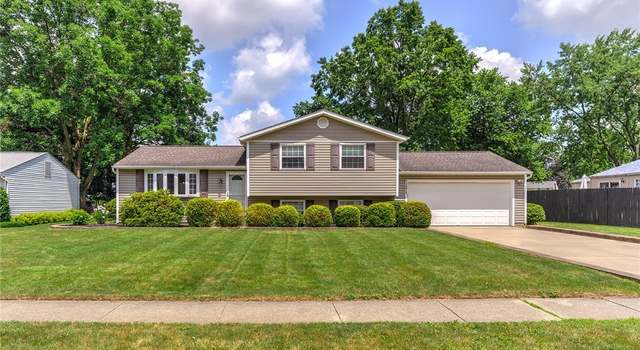 Photo of 1371 Cherokee Trl, Stow, OH 44224
