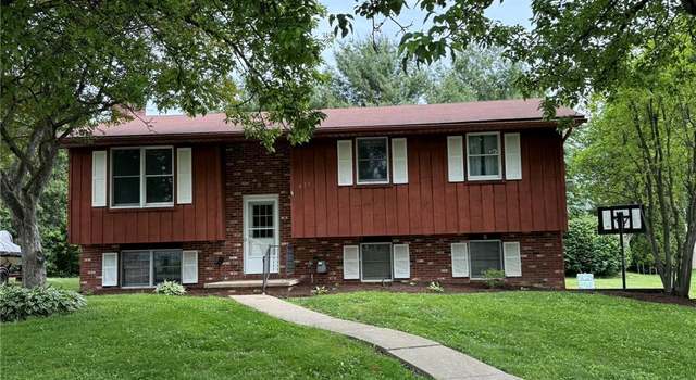 Photo of 475 Lockport Ave SW, New Philadelphia, OH 44663