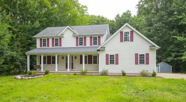 Photo of 38055 Rogers Rd, Willoughby Hills, OH 44094