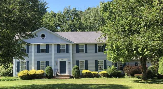 Photo of 6531 Creekside Trl, Solon, OH 44139